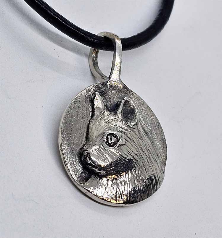 Cat Profile Pendant Medium